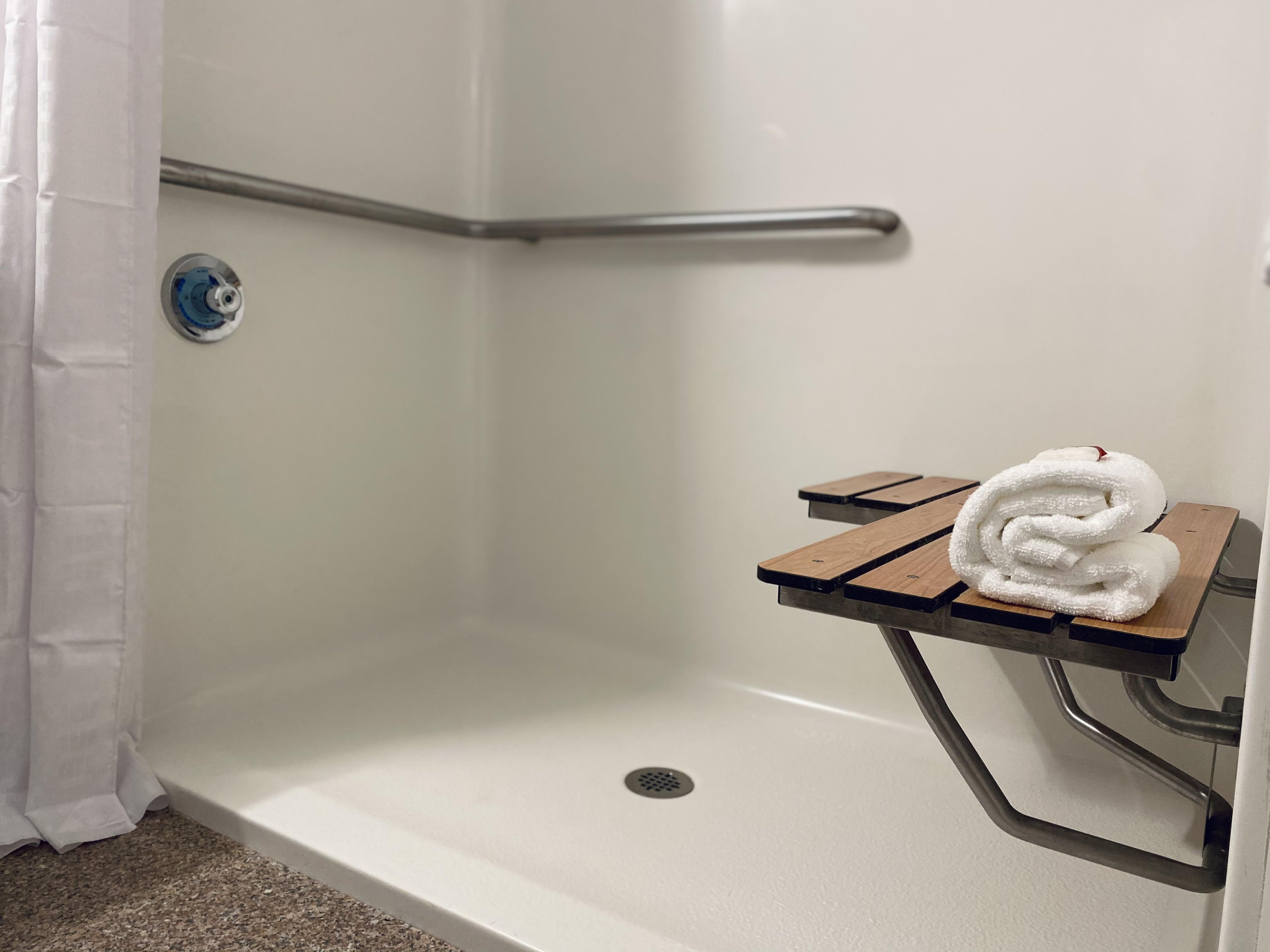 Hotel Ramada By Wyndham Hartford North - Bradley Airport Windsor Locks Exteriér fotografie