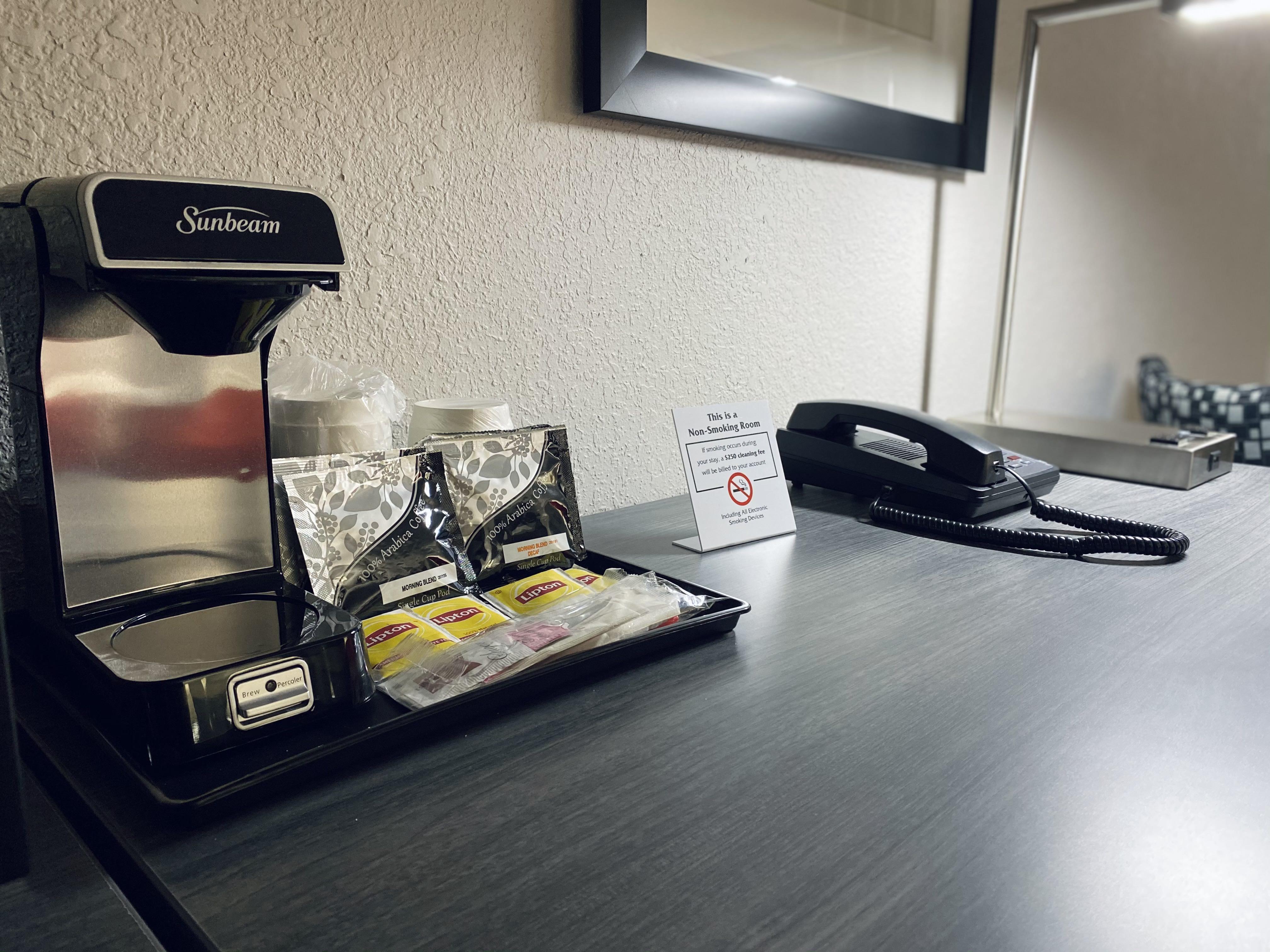 Hotel Ramada By Wyndham Hartford North - Bradley Airport Windsor Locks Exteriér fotografie