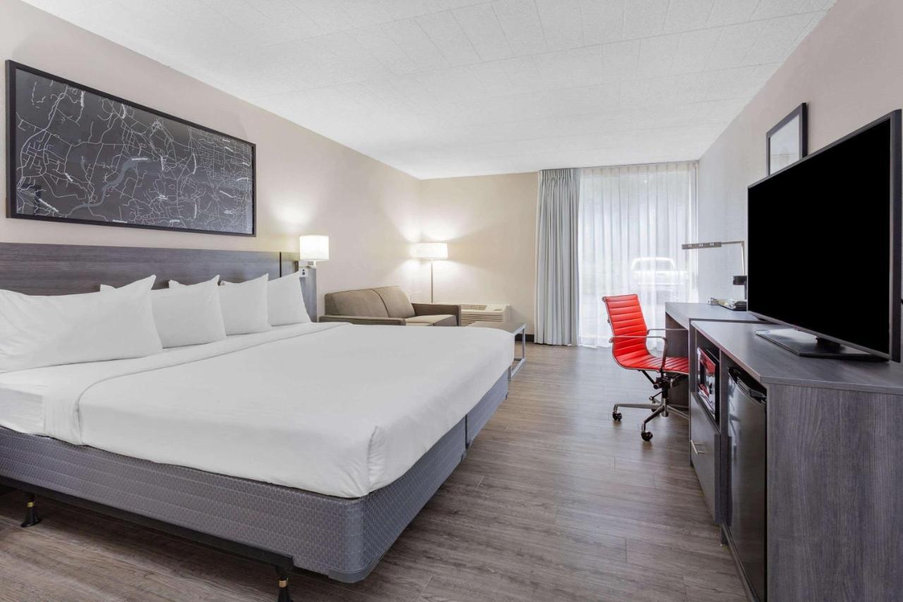 Hotel Ramada By Wyndham Hartford North - Bradley Airport Windsor Locks Exteriér fotografie