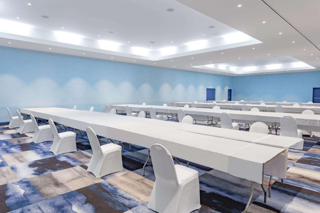 Hotel Ramada By Wyndham Hartford North - Bradley Airport Windsor Locks Exteriér fotografie
