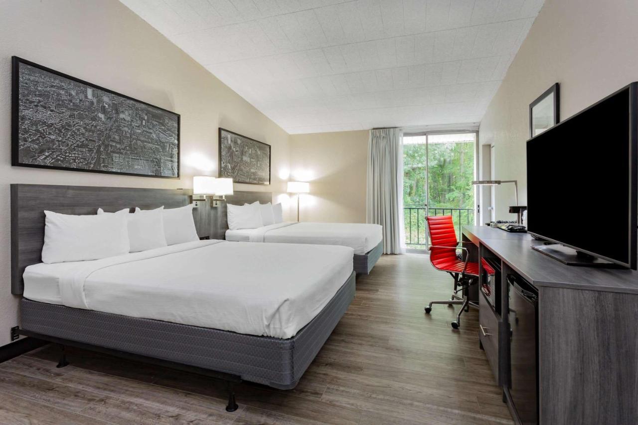 Hotel Ramada By Wyndham Hartford North - Bradley Airport Windsor Locks Exteriér fotografie